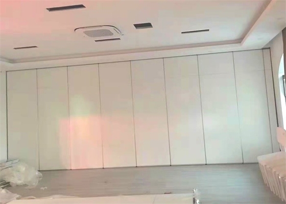 움직일 수 있는 음향 사무실 파티션 지적 방음장치가 되는 접이식 벽을 간격을 두세요